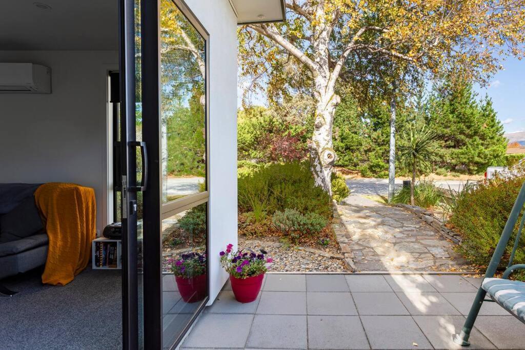 Cosy Coudret Flat Apartment Cromwell Exterior photo