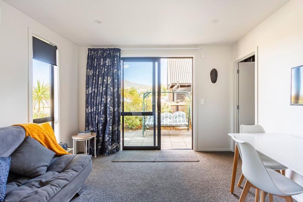Cosy Coudret Flat Apartment Cromwell Exterior photo
