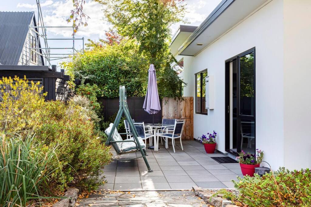 Cosy Coudret Flat Apartment Cromwell Exterior photo